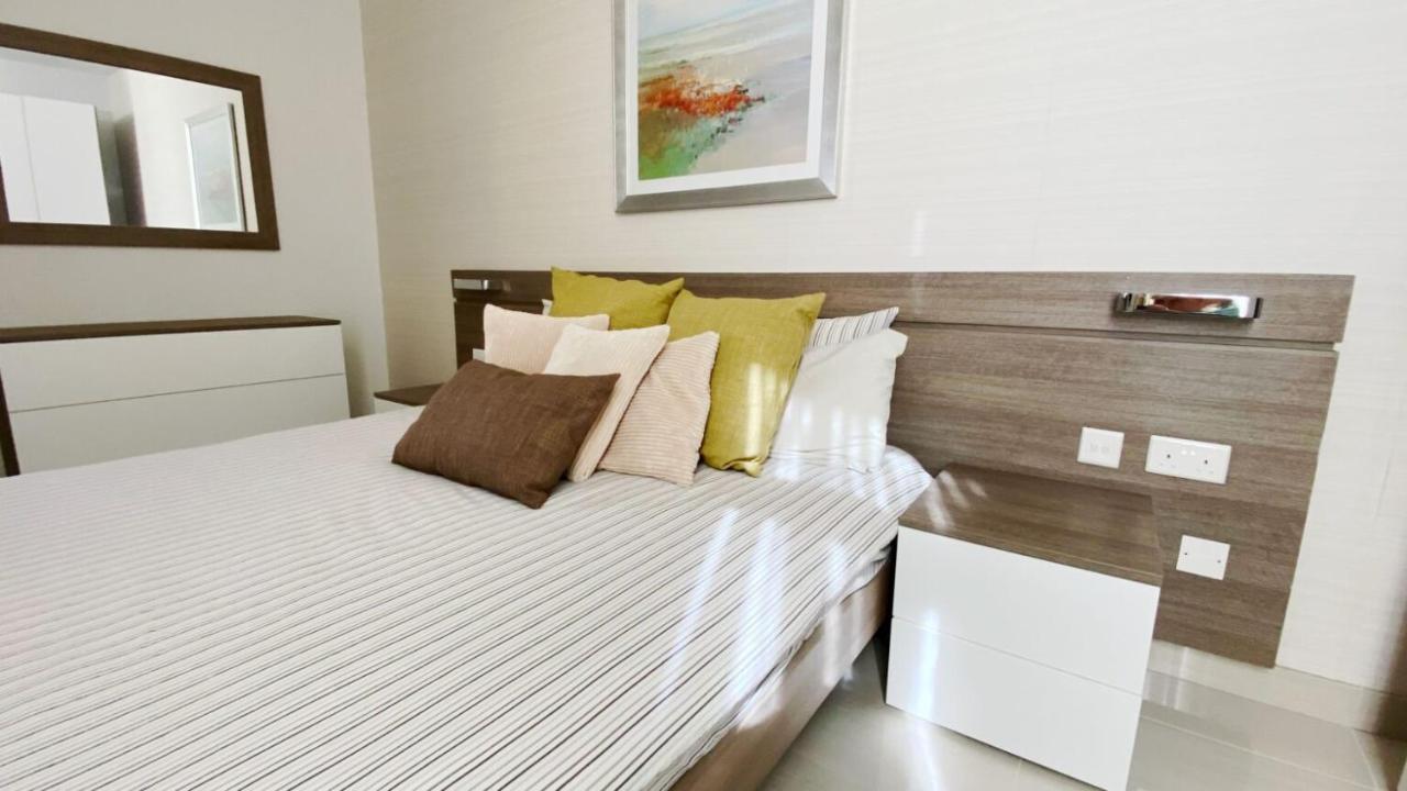 Point Sliema Sea Front Apartman Kültér fotó